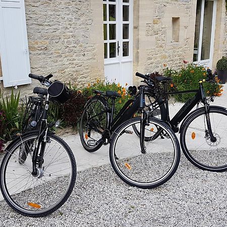 Chambre D'Hotes Liz'A Saint-Côme-de-Fresné エクステリア 写真