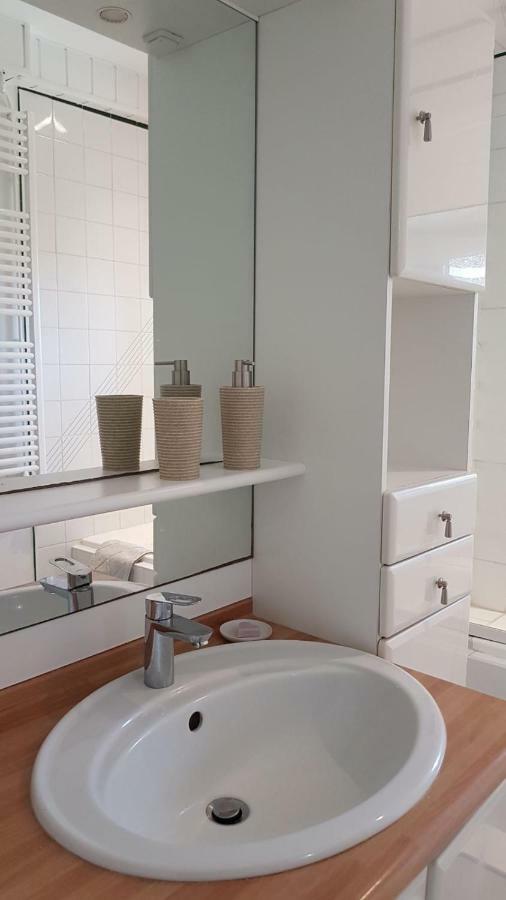 Chambre D'Hotes Liz'A Saint-Côme-de-Fresné エクステリア 写真